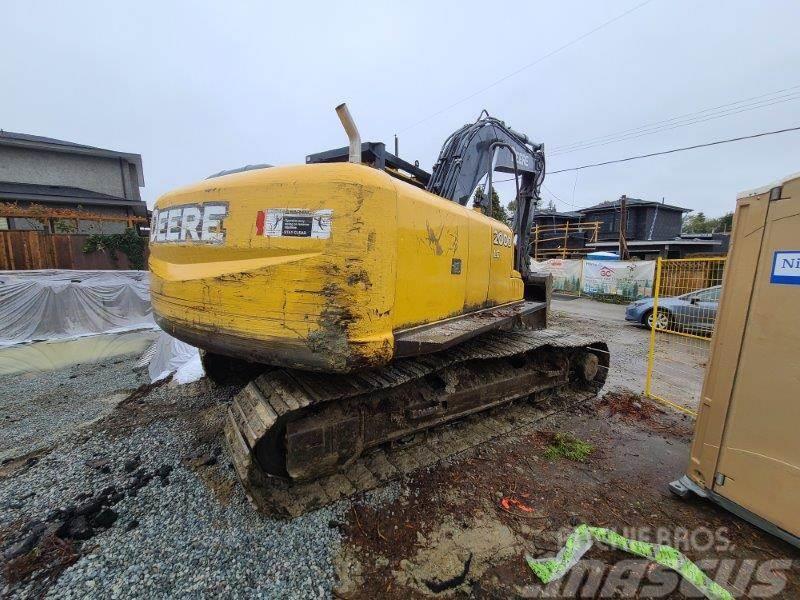 John Deere 200D LC Crawler excavators