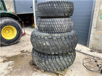 John Deere Grass wheels and tyres