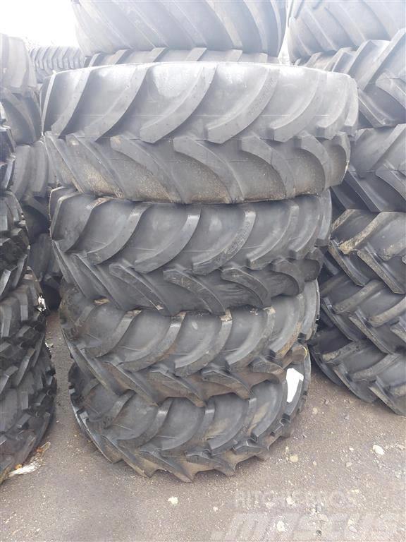 Vredestein 480/80R26 Tyres, wheels and rims