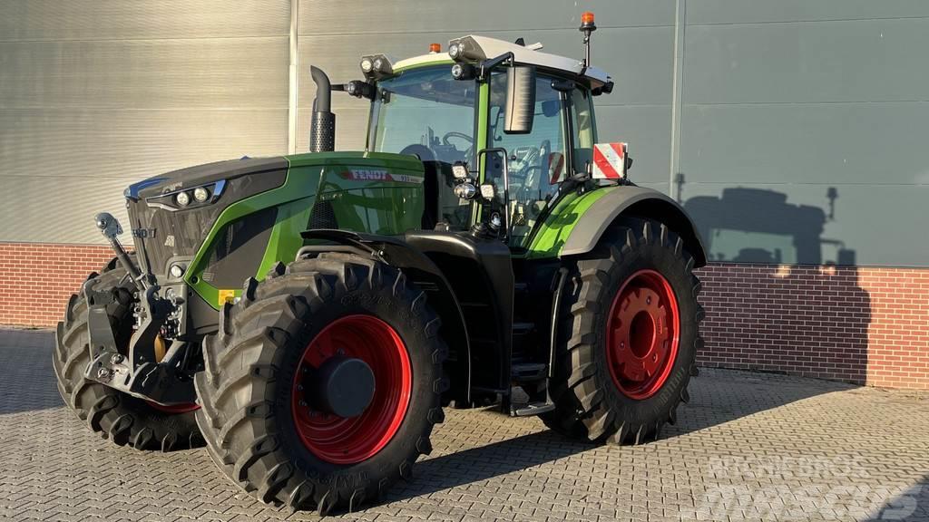 Fendt 933 Profi Plus Tractors