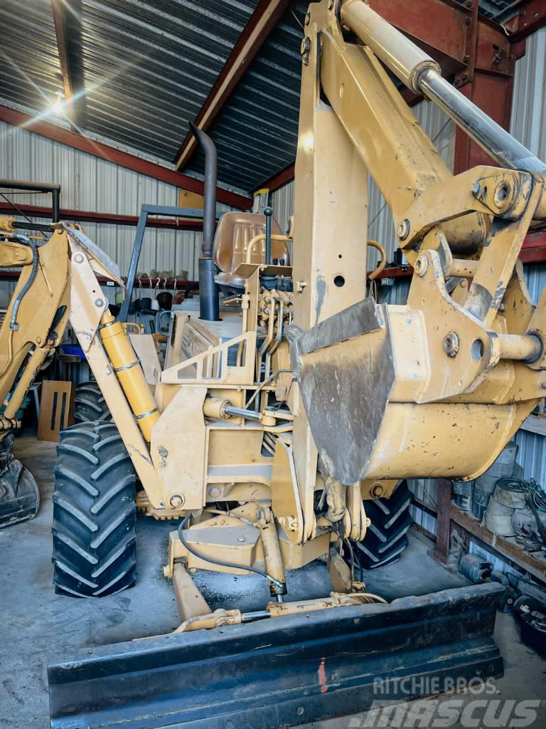 CASE 860 Trenchers