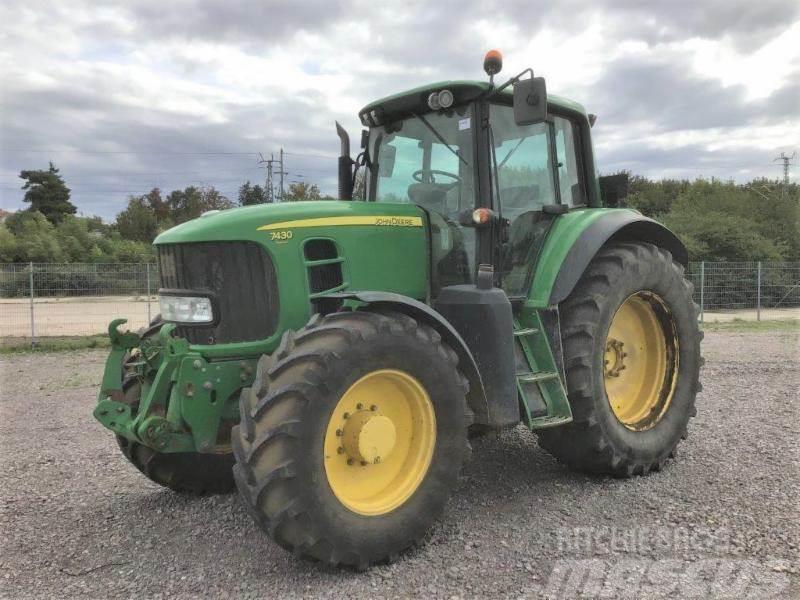 John Deere 7430 Premium Tractors