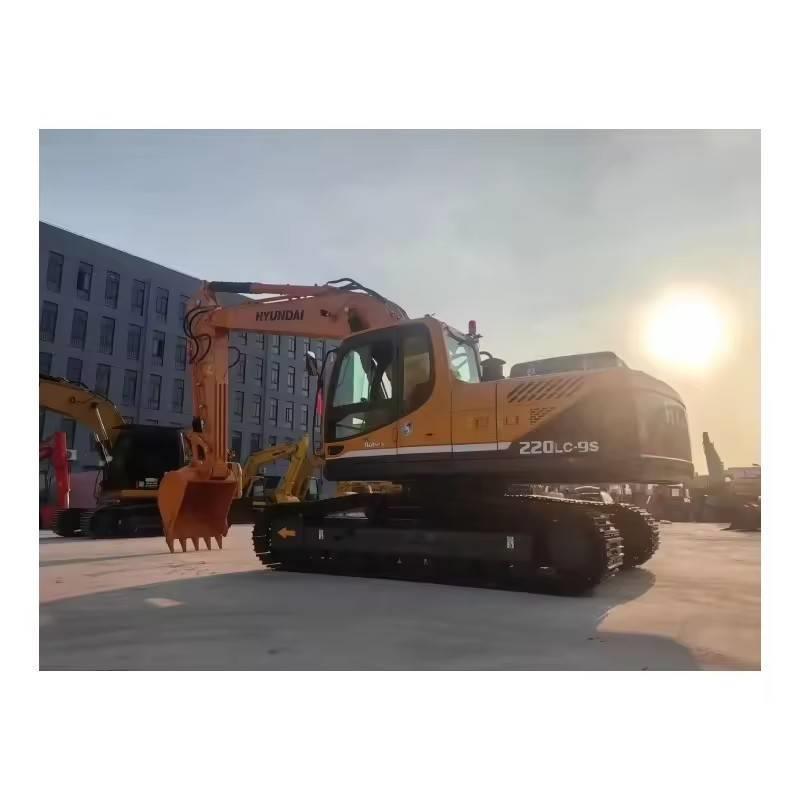 Hyundai HX220LC Crawler excavators