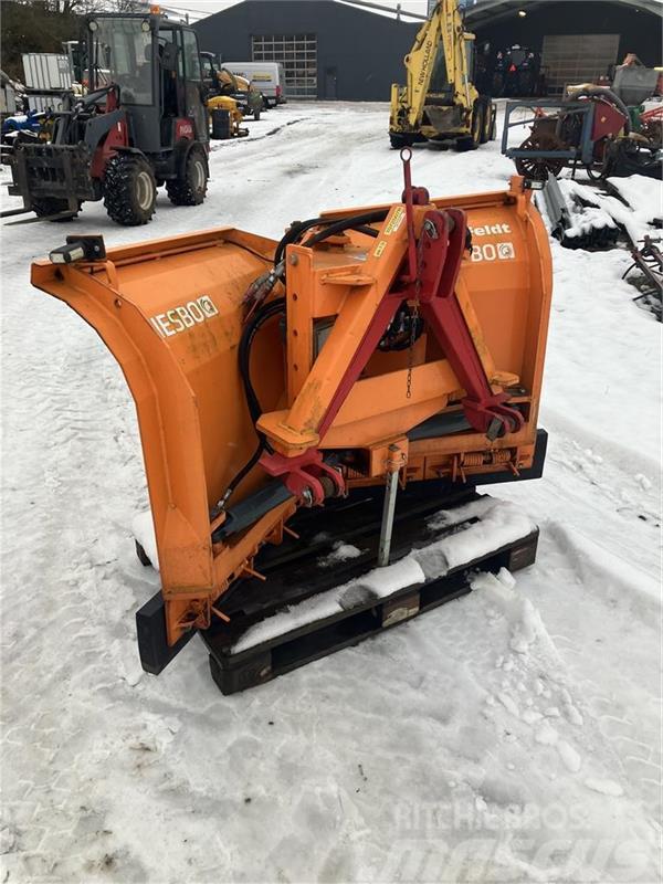 Nesbo PS 1750 Snow blades and plows