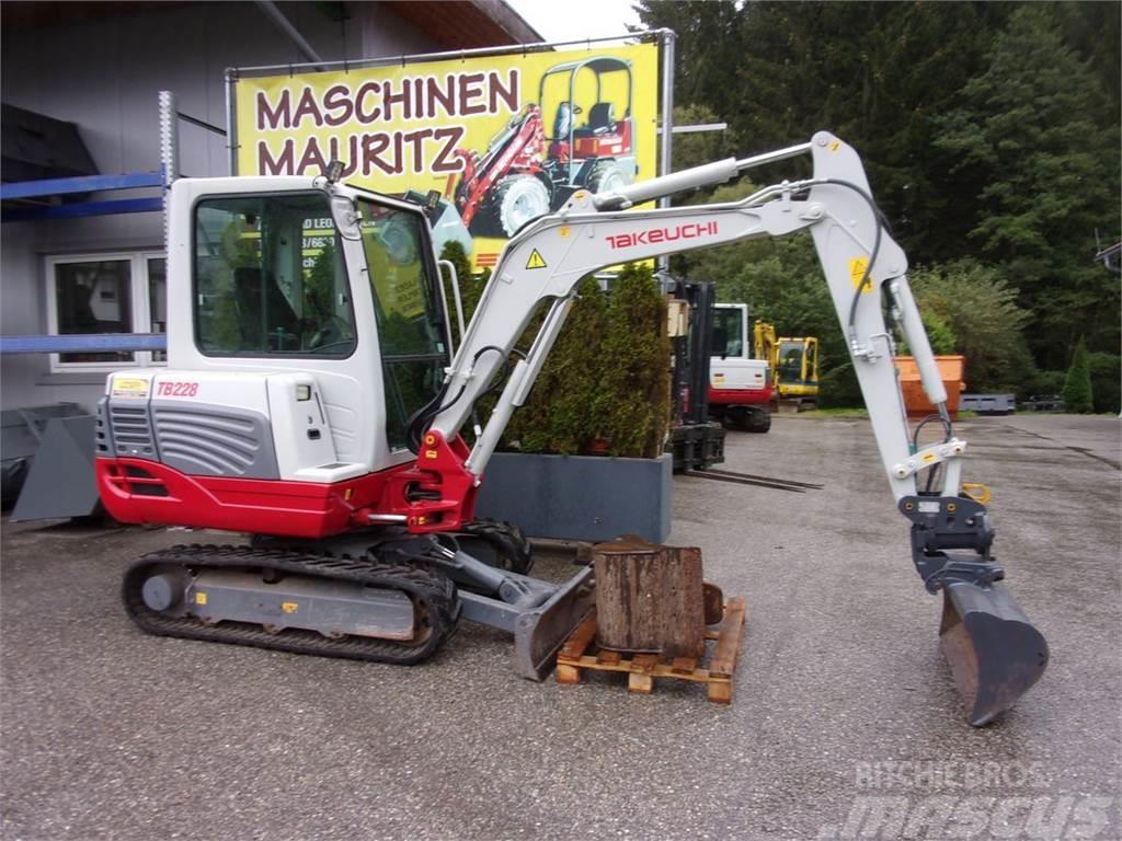 Takeuchi TB 228 Powertilt Mini excavators < 7t (Mini diggers)