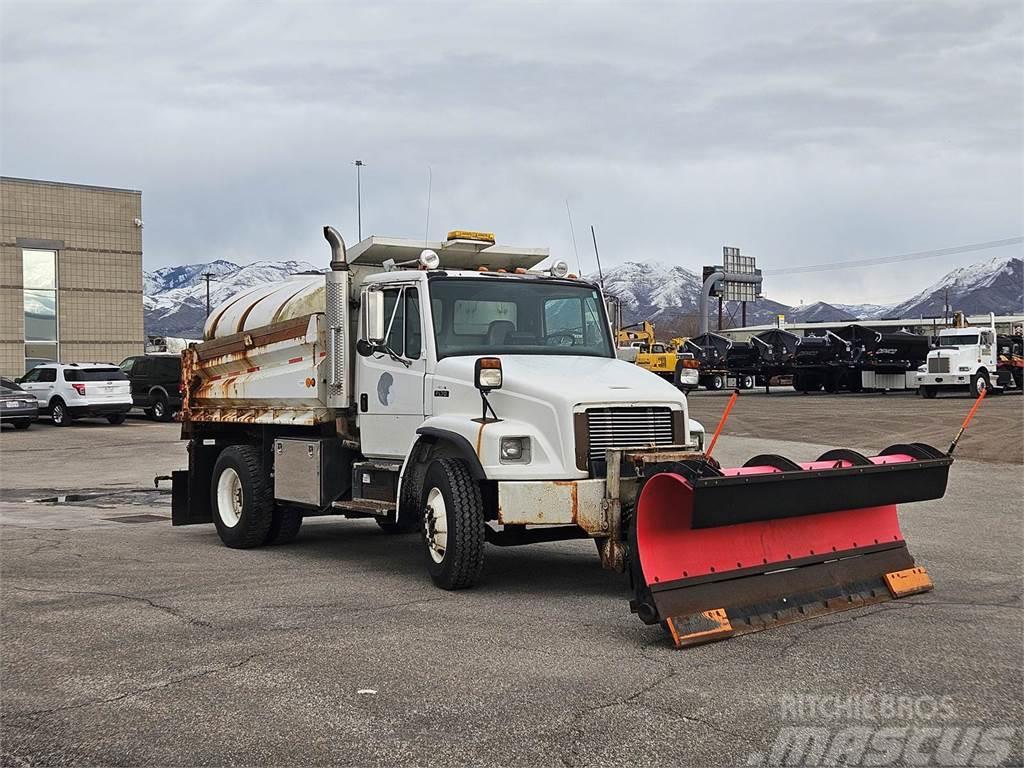 Freightliner FL70 Snow blades and plows