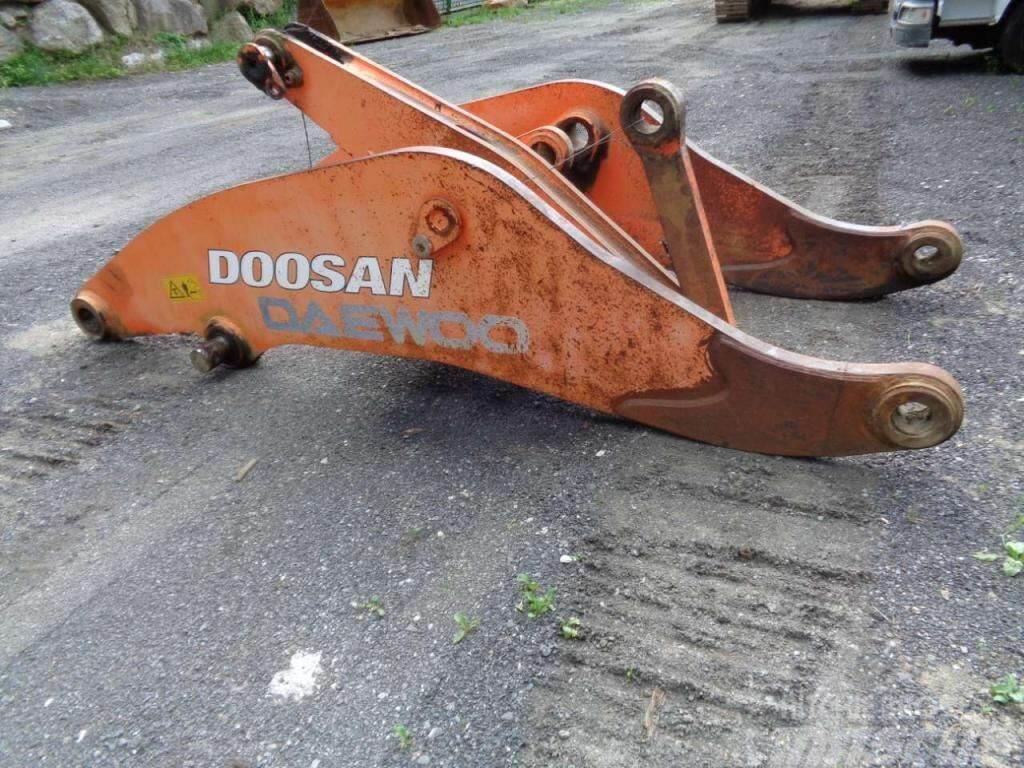 Doosan Daewoo Mega 500 Front loader accessories