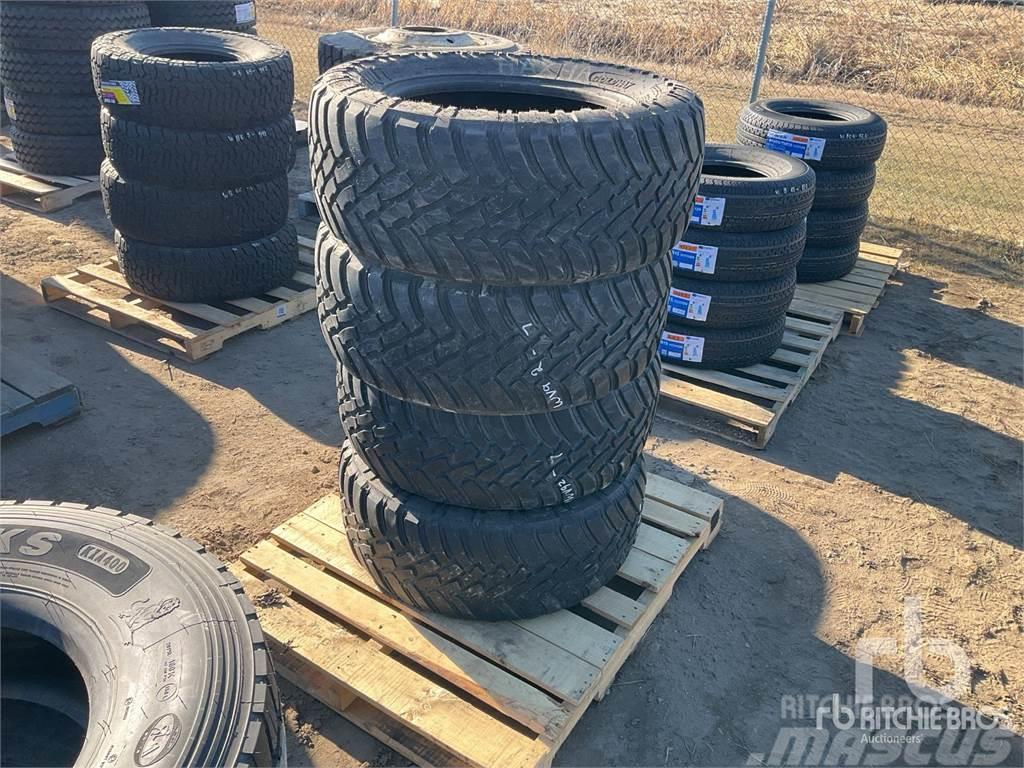  GOLDWAY Quantity of (4) 35x12.50R20LT Tyres, wheels and rims