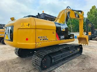 CAT 320 D