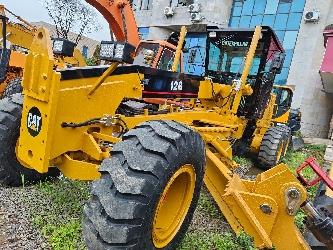 CAT 12 G