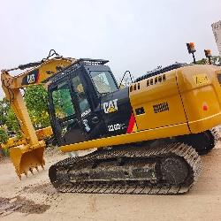 CAT 320   D2L