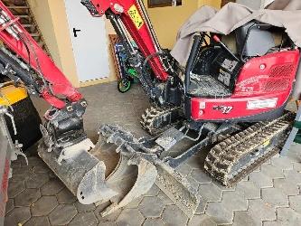 Yanmar Vio 17