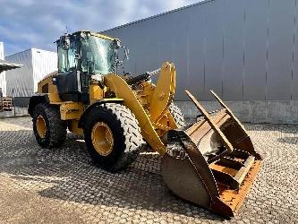CAT 926M