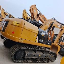 CAT 320 D