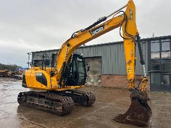 JCB JS 130