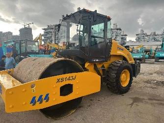 XCMG XS 243 J