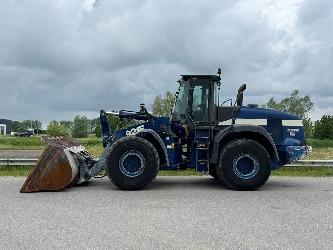 CASE 921E
