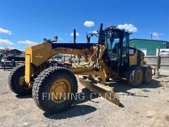 CAT 140M AWD