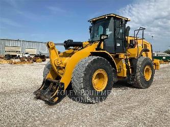 CAT 966M