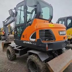 Doosan DX 60W