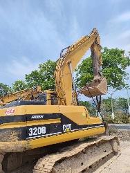 CAT 320 B