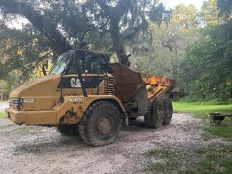 CAT 725