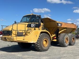 CAT 740