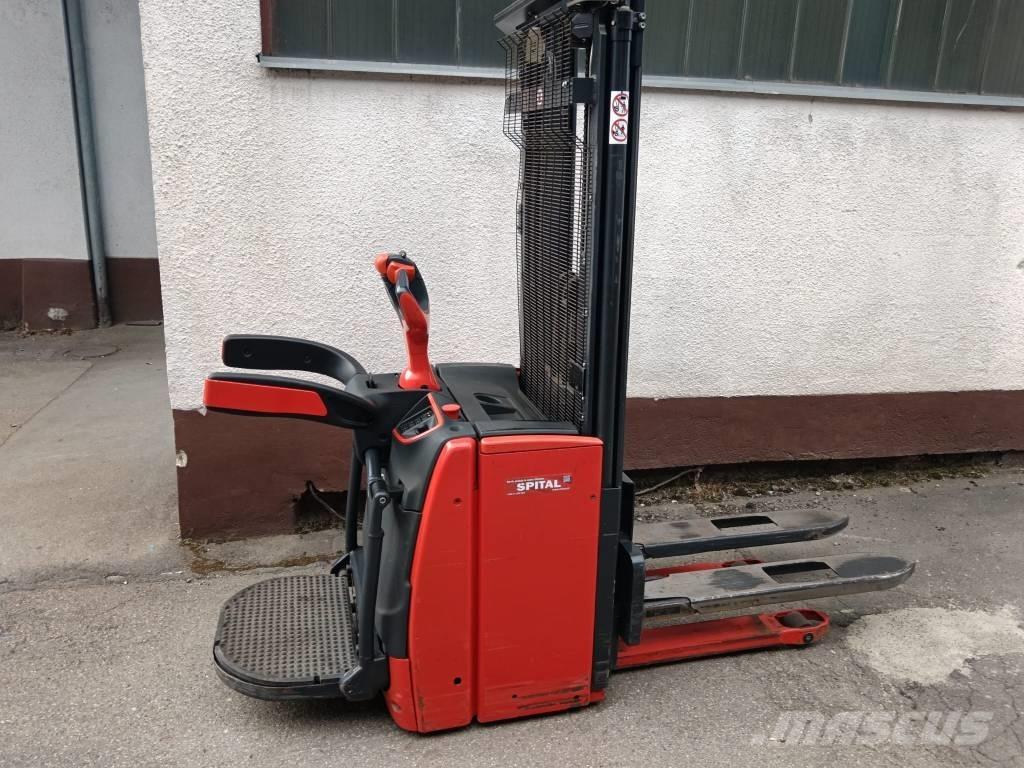 Linde L14AP Järelkäidavad virnastajad