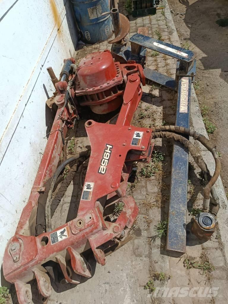 Ditch Witch RT115 Pinnaselõikurid