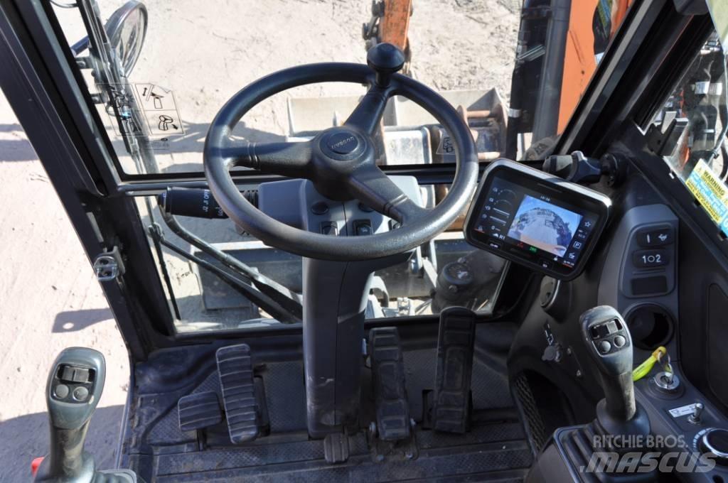 Doosan DX 100-7 Ratasekskavaatorid