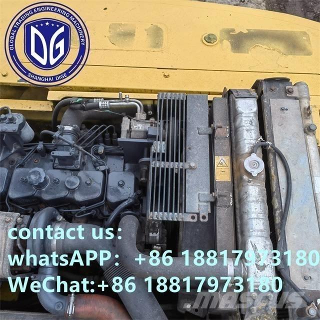 Komatsu PC220-7 Roomikekskavaatorid