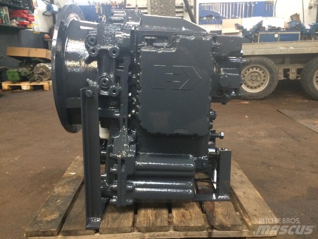 New Holland LB 115 Ekskavaatorlaadurid
