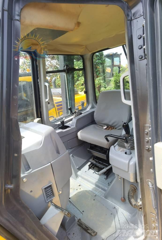 Komatsu D 155 Greiderid