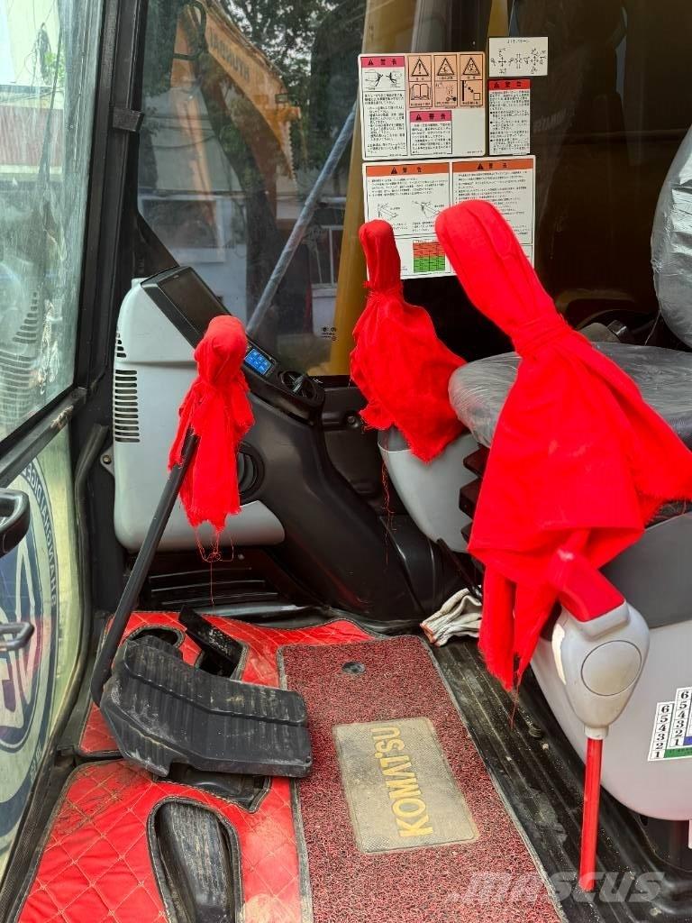 Komatsu PC 200-8 Väikeekskavaatorid 7t-12t