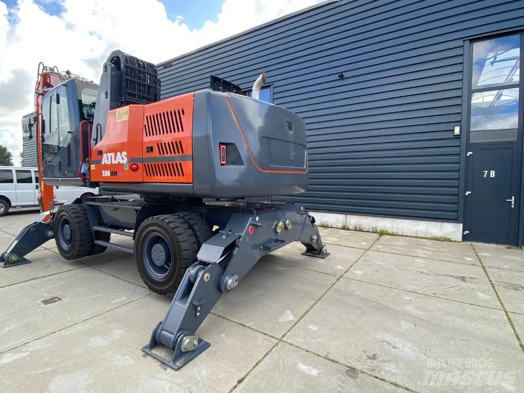 Atlas 250MH Materjalikäitlusmasinad