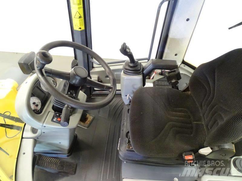 Yanmar V80 Rataslaadurid