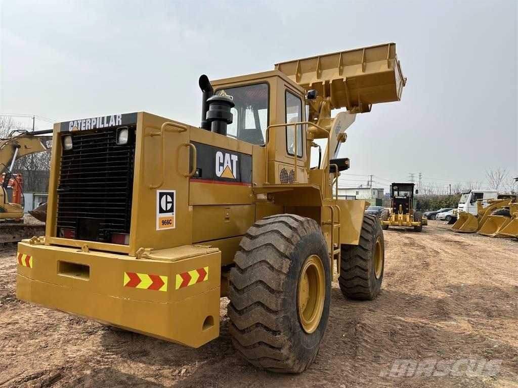 CAT 966C Rataslaadurid