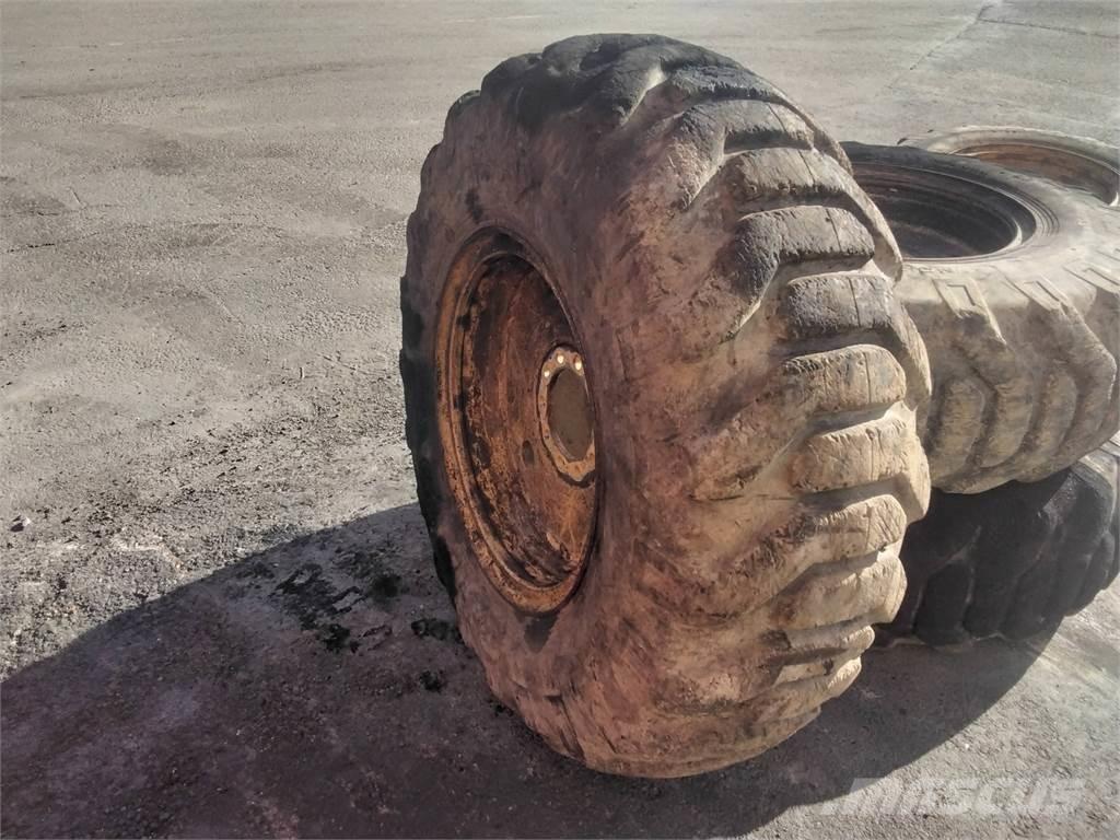 Nokian Els 17,5x25 Rehvid, rattad ja veljed