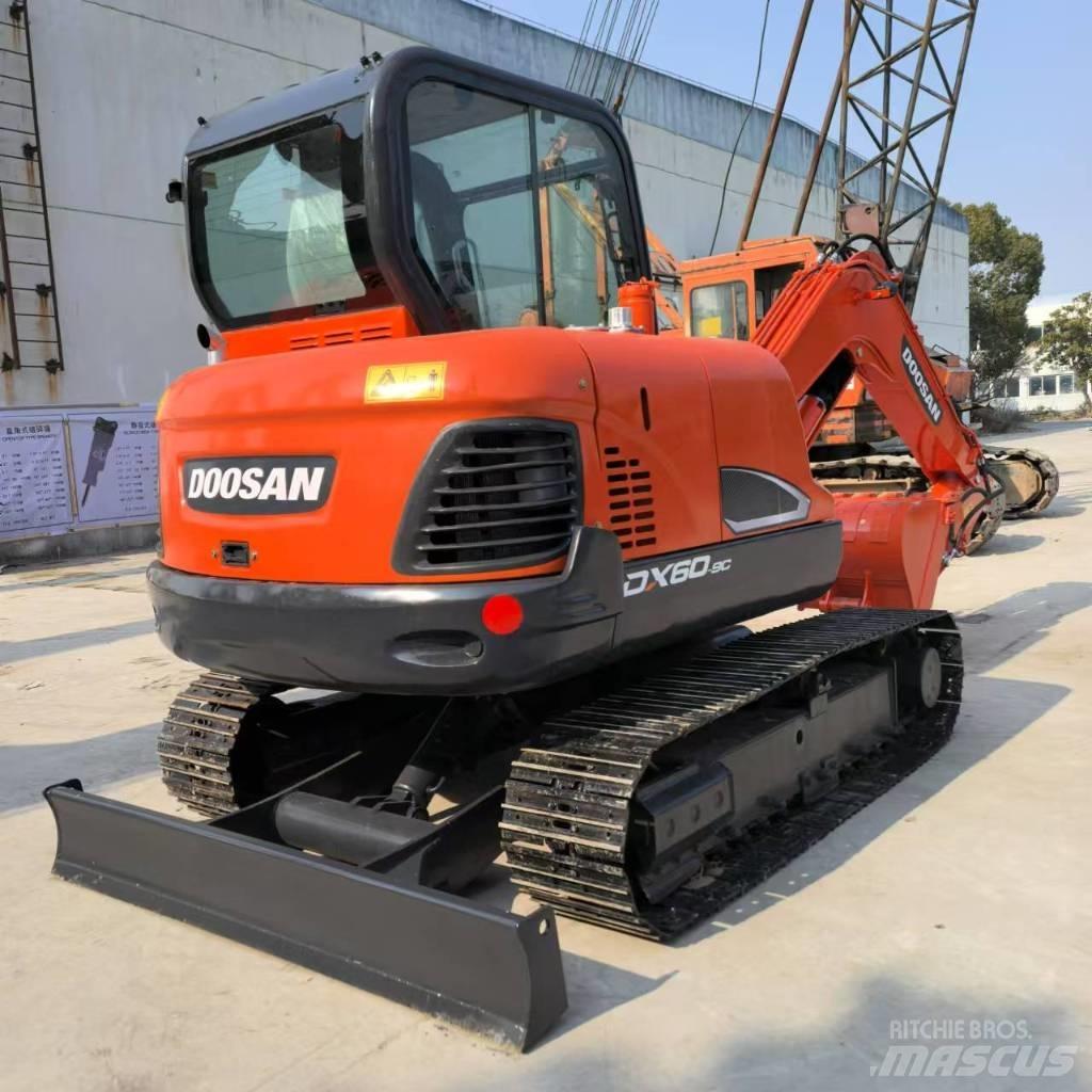Doosan DX 60-9 C Miniekskavaatorid < 7 t