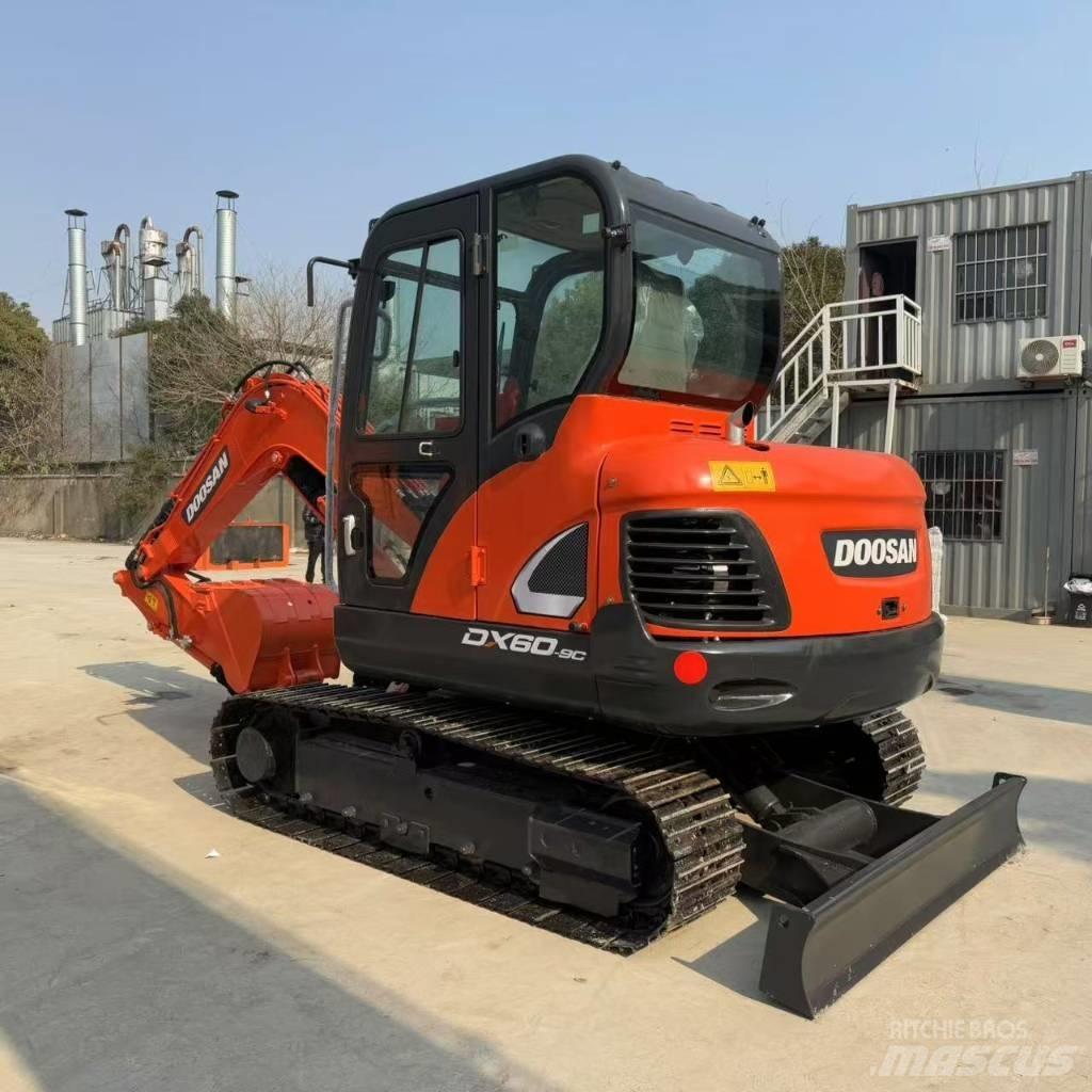 Doosan DX 60-9 C Miniekskavaatorid < 7 t