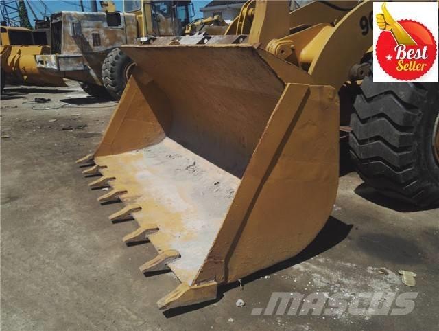 CAT 966 E Rataslaadurid