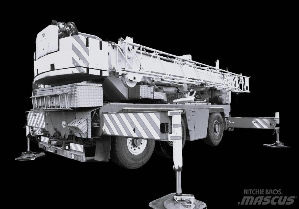 Terex Demag AC 50-1 Maastikutõstukid