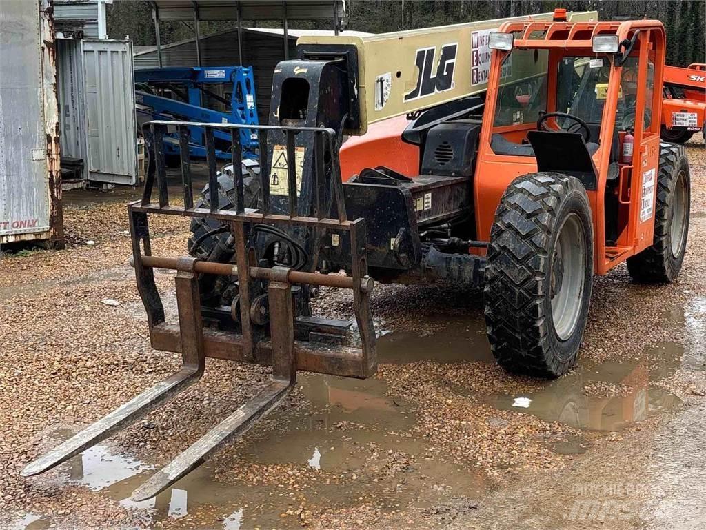 JLG G6-42A Teleskooplaadurid