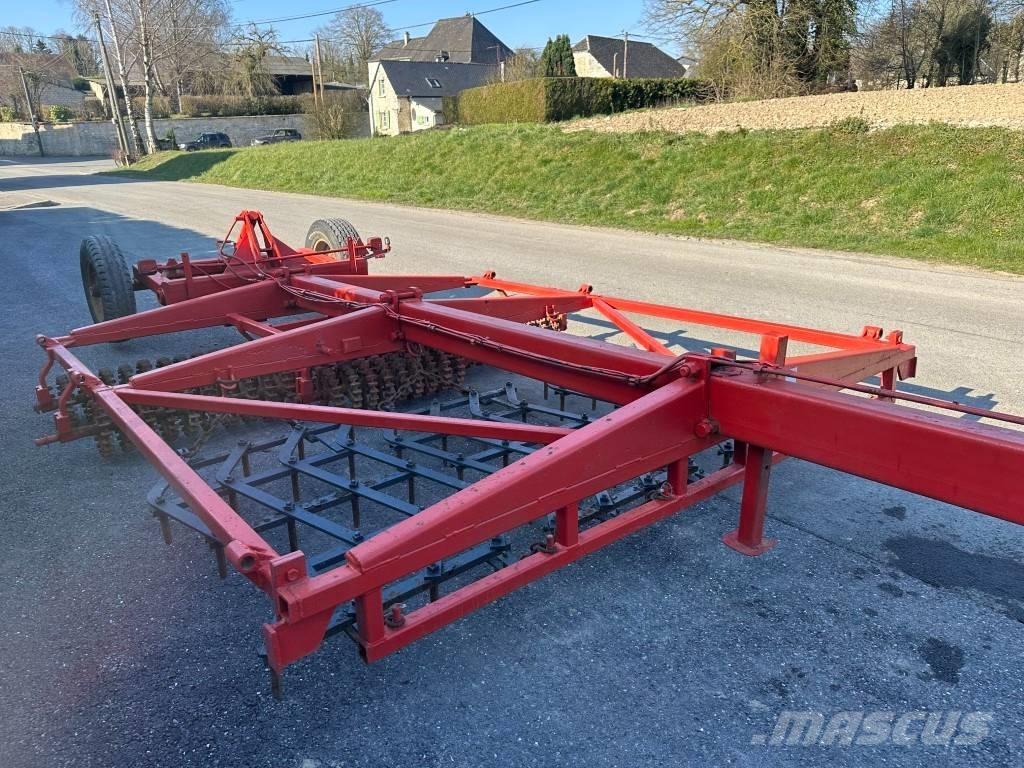 Delaplace 3M Muud mullaharimismasinad ja tarvikud