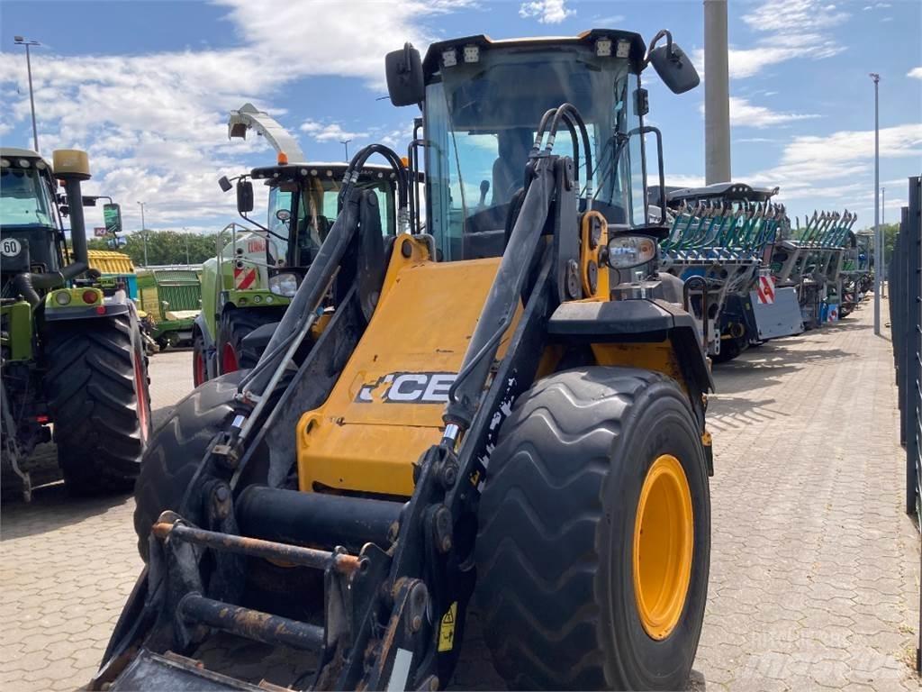 JCB 427 HT Rataslaadurid