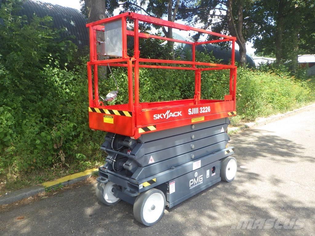 SkyJack SJ3226 Käärtõstukid