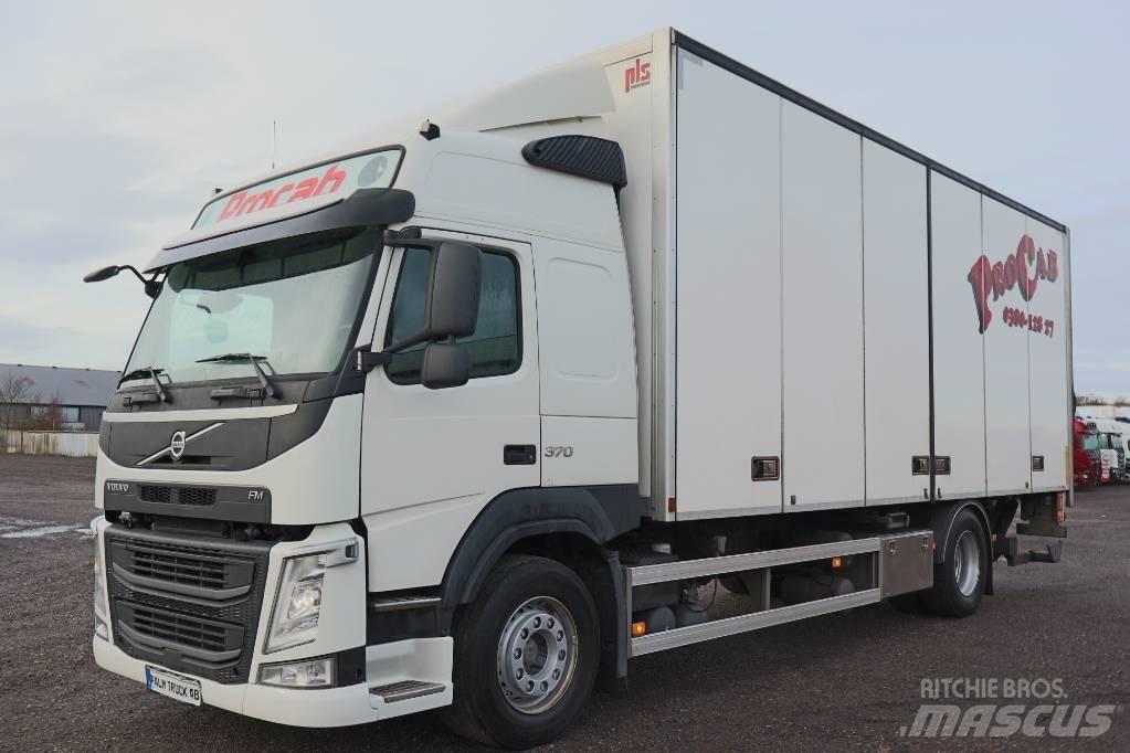 Volvo FM Serie 3722 Furgoonautod