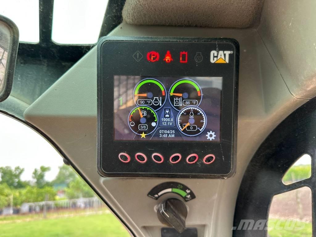 CAT 279 D3 Kompaktlaadurid