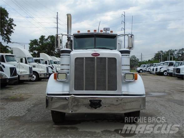 Peterbilt 367 Sadulveokid