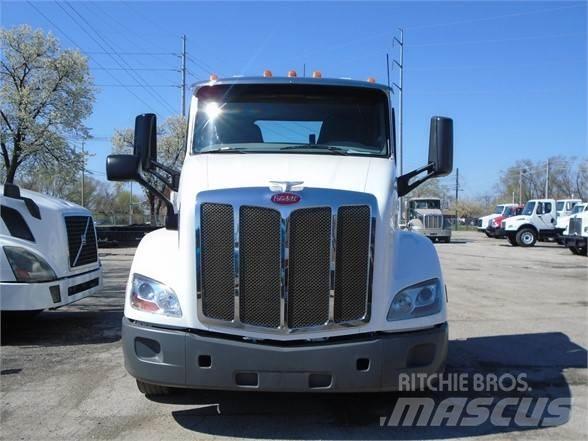 Peterbilt 579 Sadulveokid